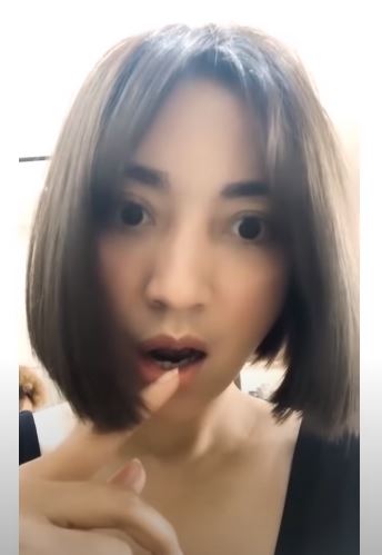 7 Potret Hesti Purwadinata berambut pendek, mirip Lisa Blackpink