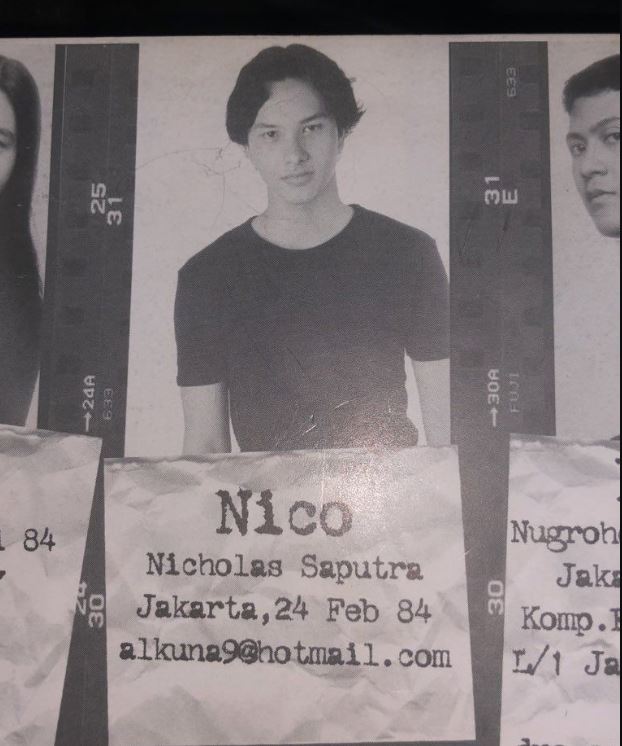 8 Potret lawas Nicholas Saputra, rambut gondrongnya ikonik