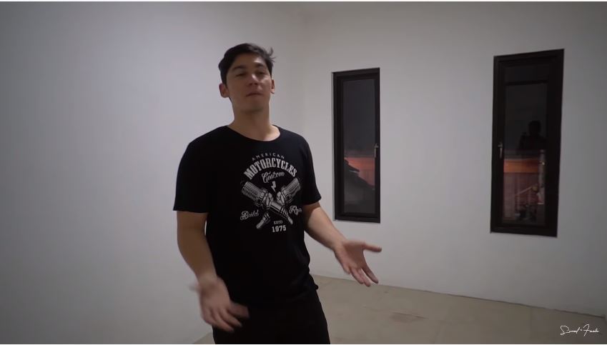 12 Potret rumah masa kecil Samuel Zylgwyn yang akan dijual