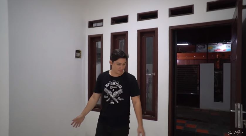 12 Potret rumah masa kecil Samuel Zylgwyn yang akan dijual