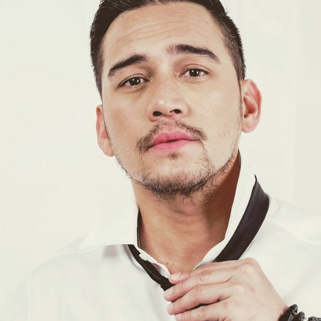 Profil Mario Lawalata  Terupdate