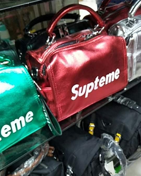 10 Potret nyeleneh dagangan salah desain ini bikin cekikikan