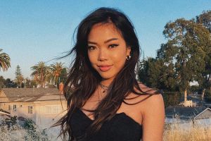 Keren, influencer ini sulap tas KW jadi pakaian fashionable