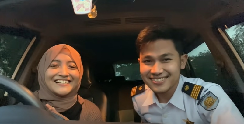 8 Momen kebersamaan Arafah Rianti bareng pacar, bikin baper