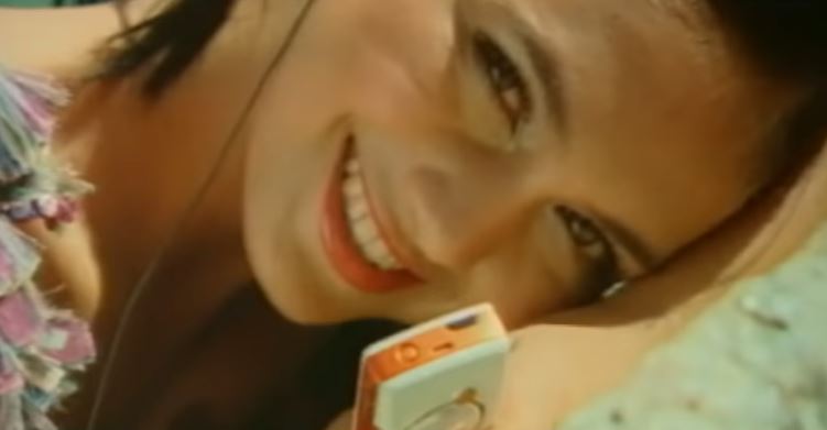 7 Potret cantik Luna Maya jadi model video klip ini bikin nostalgia