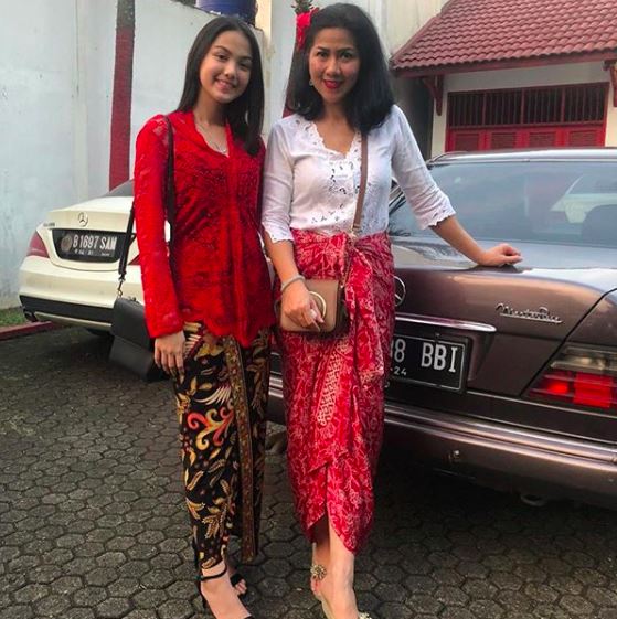 10 Potret akrab Aisyah Aqilah & Venna Melinda, calon mantu & mertua