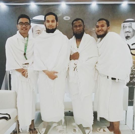 Curhat haru 6 seleb rindu Tanah Suci jelang Idul Adha