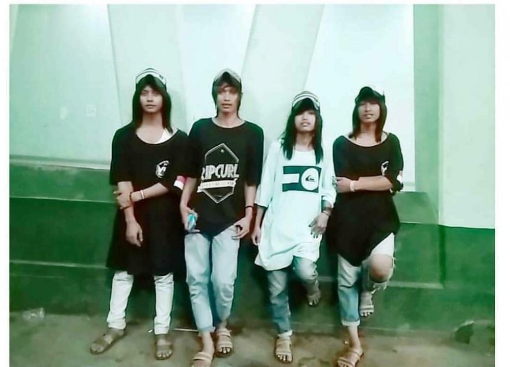 10 Potret 'Indonesian Street Style', fashion-nya unik & curi perhatian