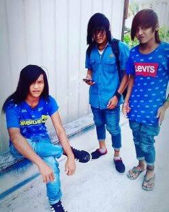 10 Potret 'Indonesian Street Style', fashion-nya unik & curi perhatian