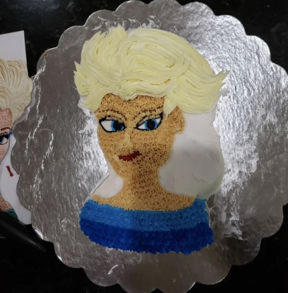 8 Potret kue bertema Princess Elsa ini hasilnya bikin tepuk jidat