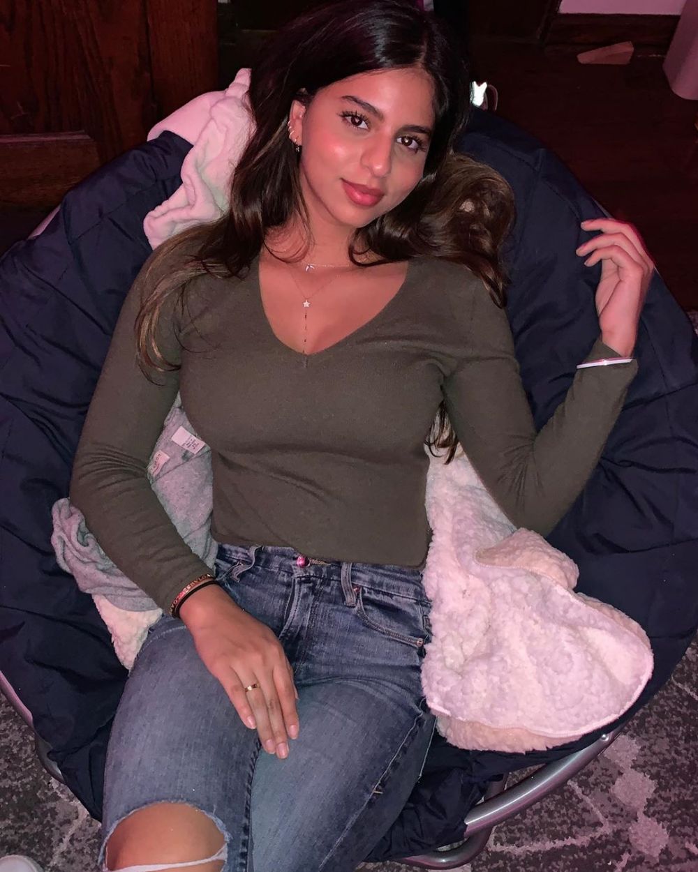 7 Gaya keseharian Suhana putri Shah Rukh Khan, casual & simpel