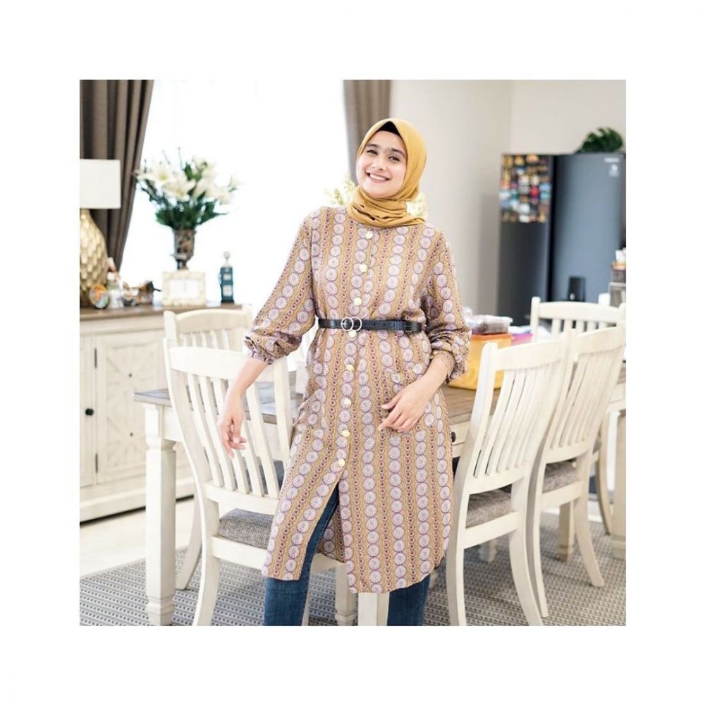 Pemotretan 7 seleb yang jadi istri pejabat, cantik memesona