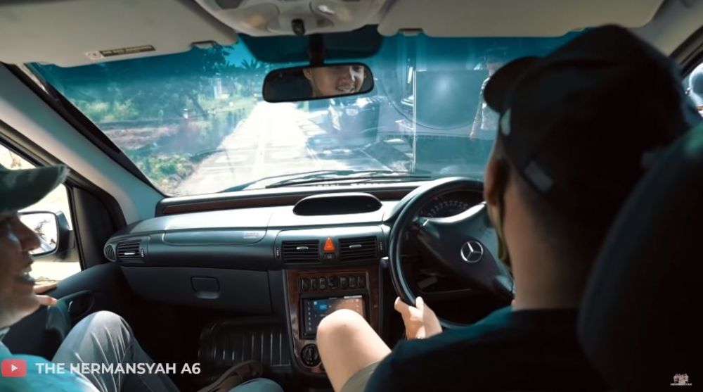 10 Potret mobil incaran Azriel Hermansyah, hanya ada lima di Indonesia