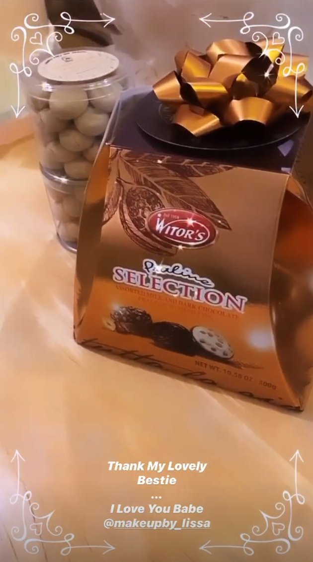 9 Potret hadiah ulang tahun Syahrini, mahal dengan harga jutaan