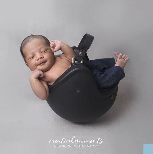 7 Potret newborn anak Nabila Putri bertema otomotif, gayanya gemesin