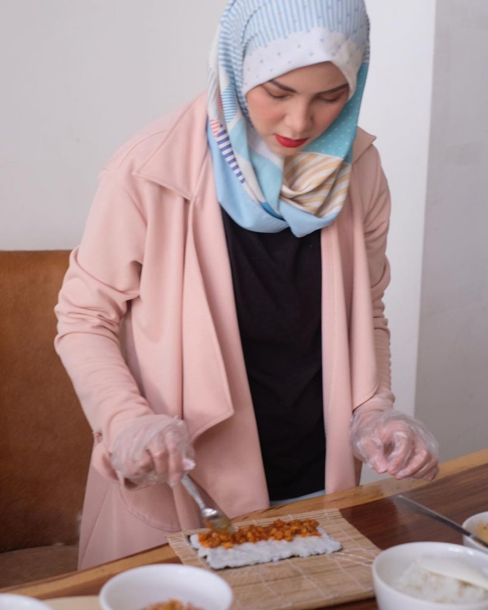 10 Seleb ini pernah sekolah masak, ada yang belajar di luar negeri