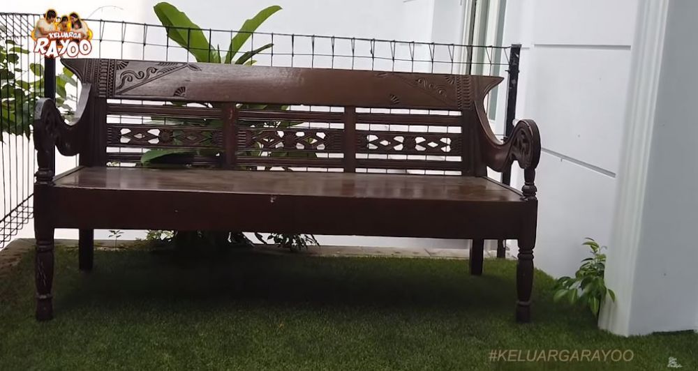 11 Penampakan rumah yang akan dibeli Rian D'Masiv, bernuansa klasik