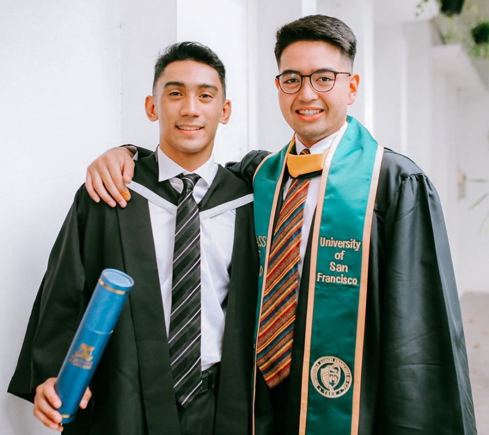 5 Momen wisuda Daffa Wardhana, anak Marini Zumarnis, di Australia