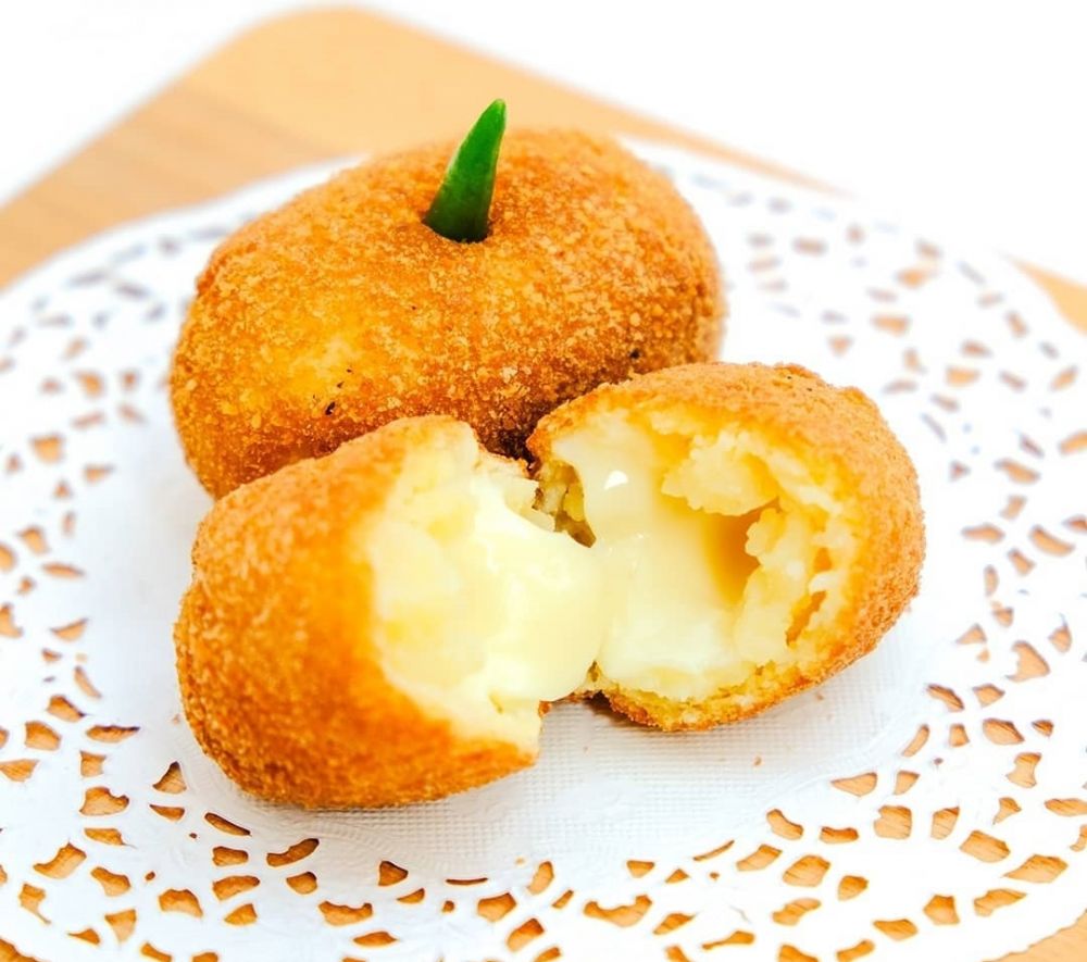 8 Camilan berbahan keju mozarella, enak, gurih, dan simpel