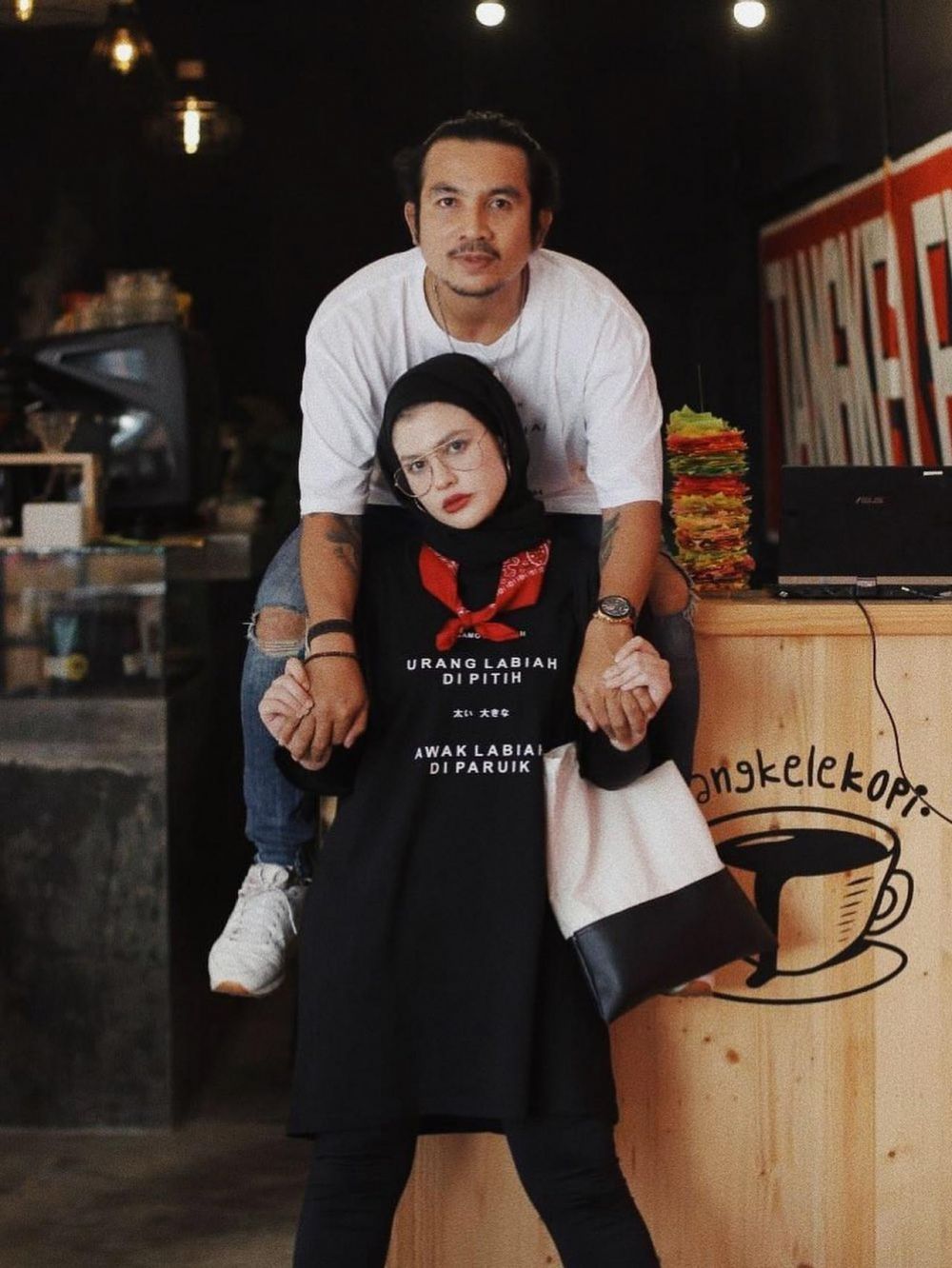 Jarang muncul di TV, ini 9 potret terbaru Ricky Komo 'Katakan Putus'