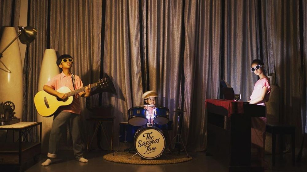 7 Momen 3 anak Widi Mulia main musik bareng sampai rilis single lagu