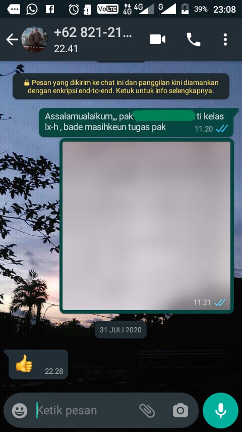 10 Balasan chat singkat guru ke siswa ini bikin senyum kecut