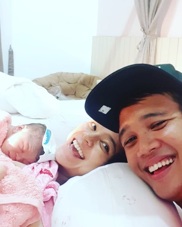 8 Momen bahagia Cantika Felder usai lahirkan anak pertama