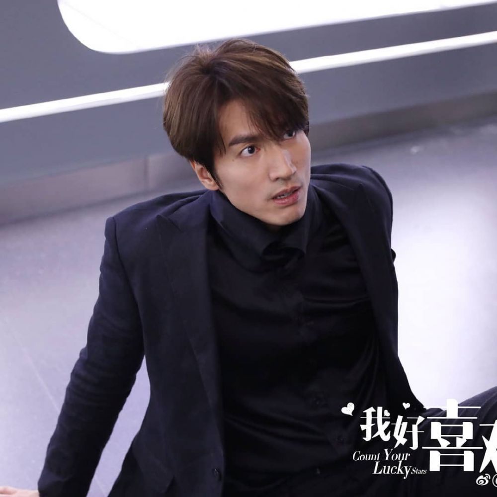 7 Potret terbaru Jerry Yan 'Meteor Garden', awet muda