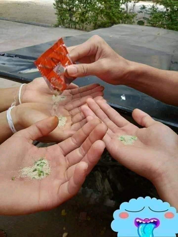 10 Potret kebersamaan saat kecil ini serunya bikin nostalgia