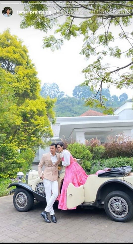 9 Potret prewedding Ali Syakieb & Margin Wieheerm, romantis