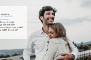 10 Pertanyaan pakai pantun ala netizen, bikin pipi gebetan merona