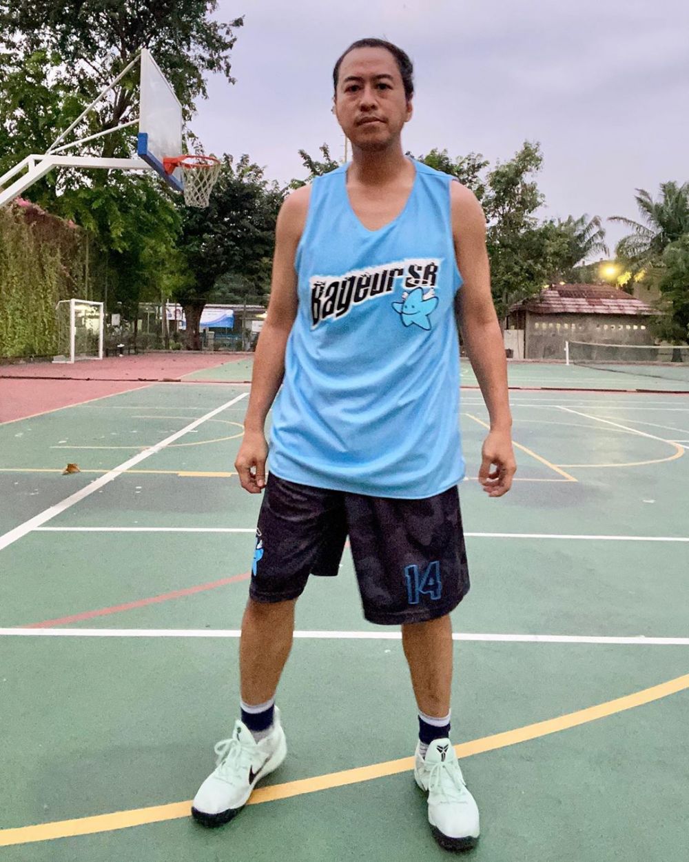 10 Potret terbaru Pandji Pragiwaksono, turun berat badan hingga 15 kg