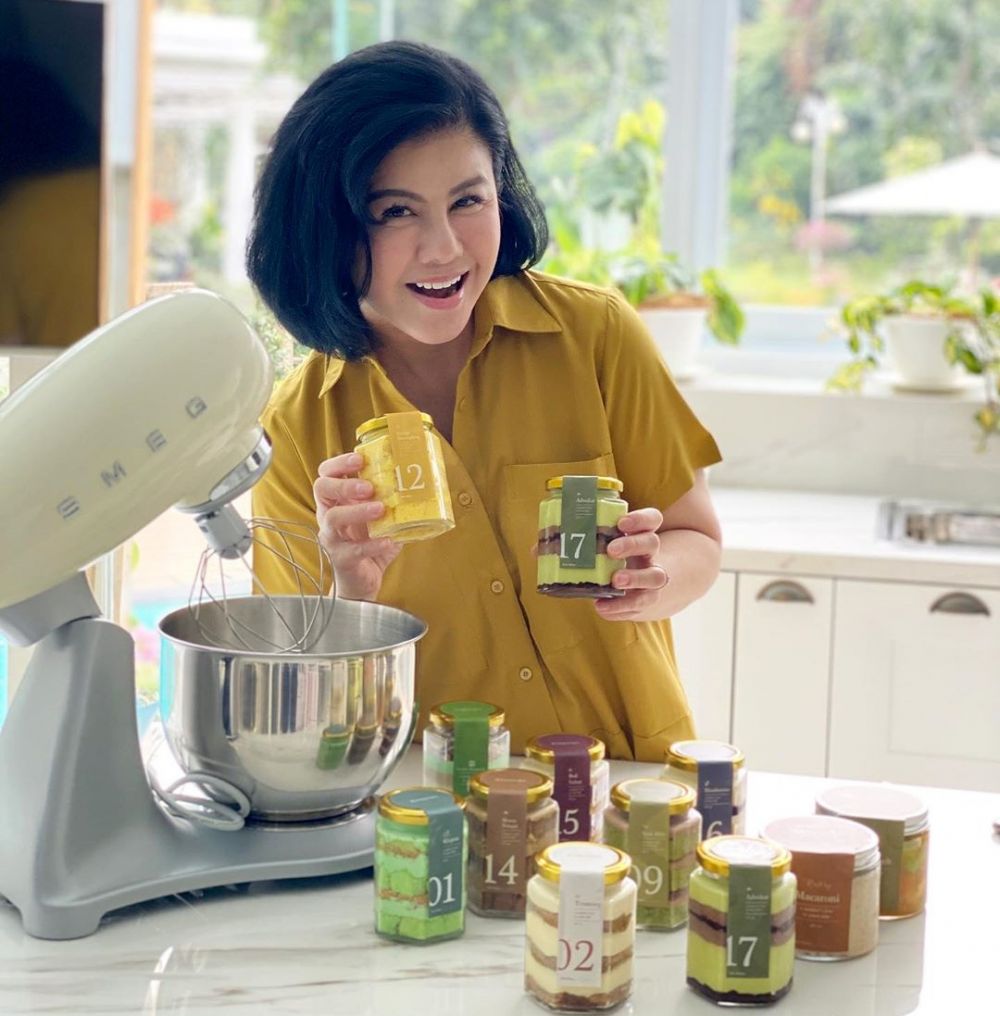 5 Fakta perjalanan Desiree Sitompul membangun bisnis kuliner online