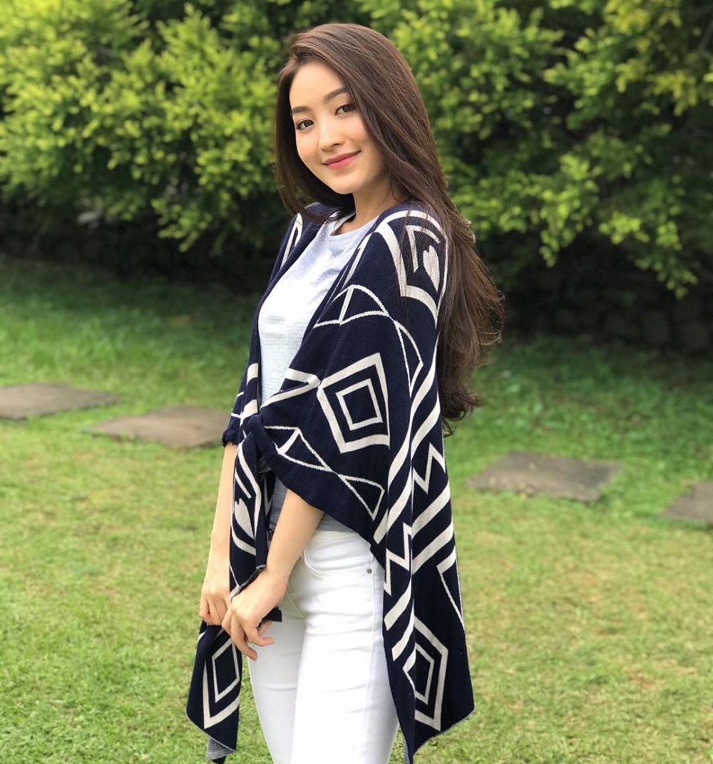 8 Gaya Natasha Wilona di sinetron Anak Band, simpel dan memesona