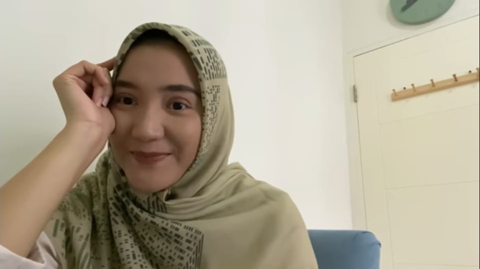 10 Potret rumah Erica Putri, bernuansa putih desain minimalis