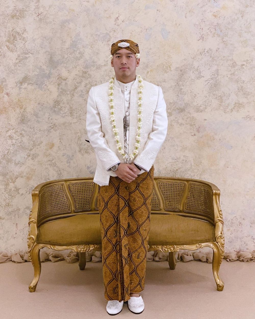 11 Momen akad nikah Arya Bakrie dan Vannya, berbalut adat Jawa