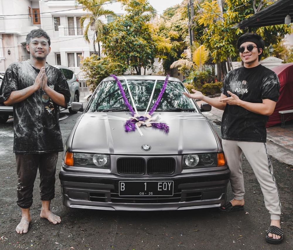 Editor YouTube-nya ulang tahun, Atta Halilintar beri kado mobil