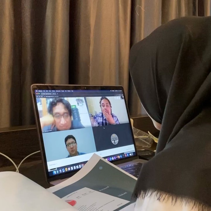 Raih gelar sarjana, ini 8 momen perjuangan Ria Ricis lulus kuliah