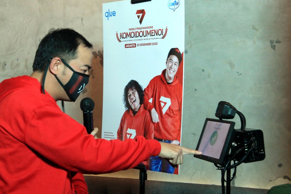 9 Fakta stand up comedy Pandji Pragiwaksono yang bikin tersinggung 