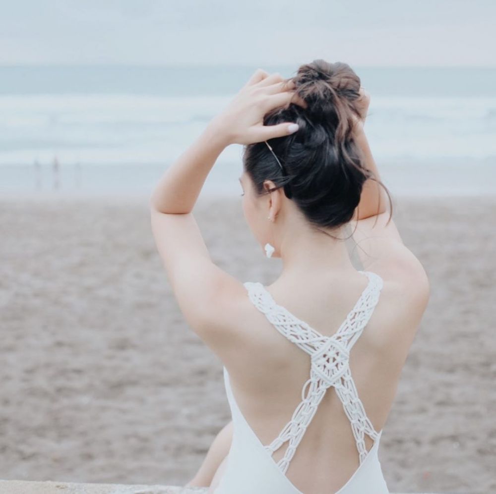 Cerita 5 seleb idap skoliosis, Jessica Mila sudah sejak SMP