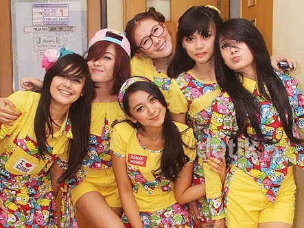 Cerita 5 seleb idap skoliosis, Jessica Mila sudah sejak SMP