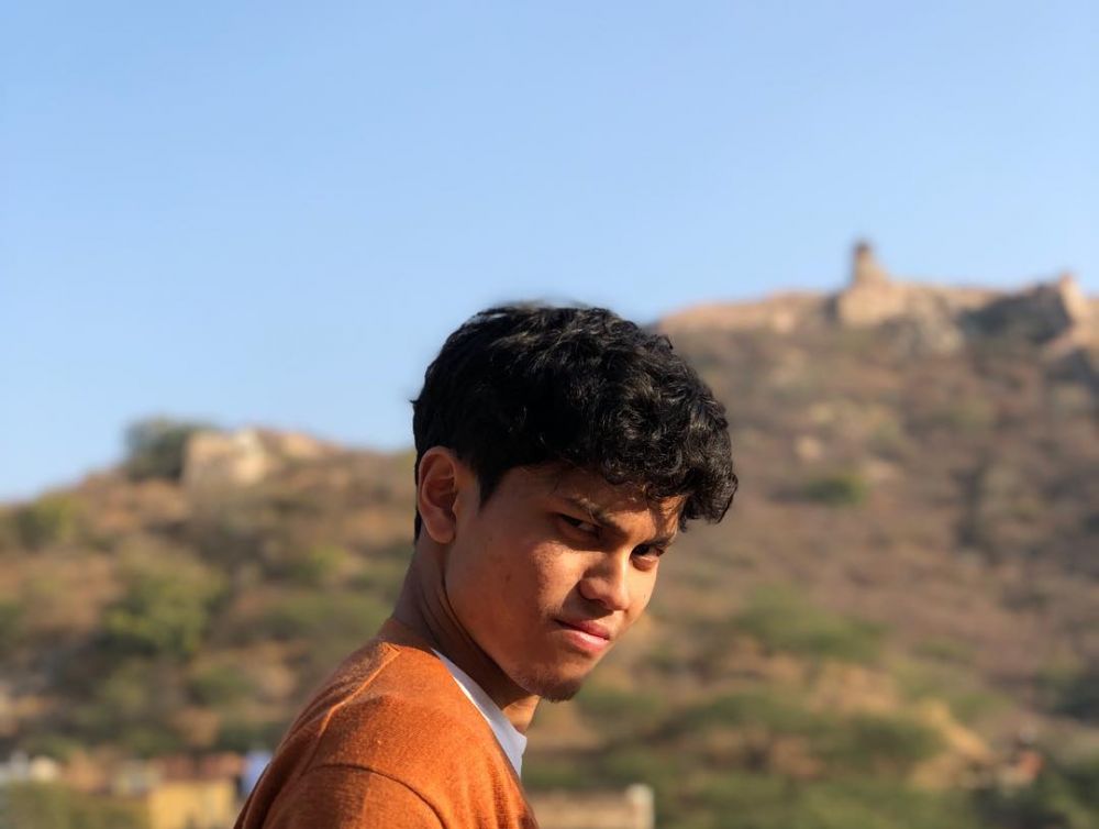 Pesona 12 cucu Presiden RI, dari seniman hingga pembalap