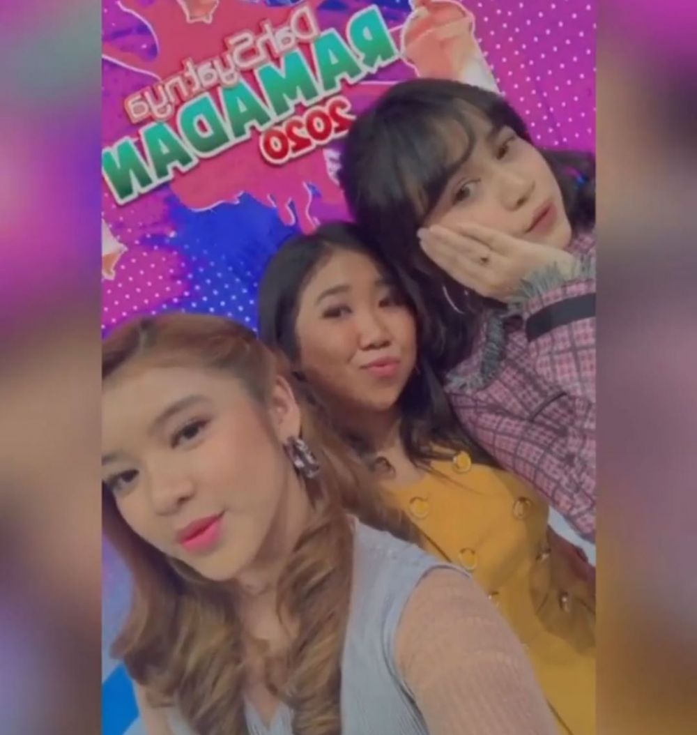 8 Potret Brisia Jodie, Kiky Saputri & Tiara Andini, bentuk Trio JKT