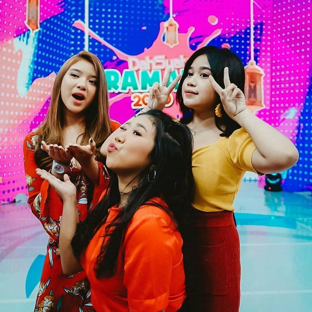 8 Potret Brisia Jodie, Kiky Saputri & Tiara Andini, bentuk Trio JKT
