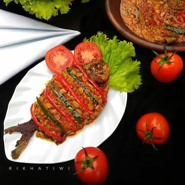 10 Resep olahan ikan bawal enak, gurih dan sedap