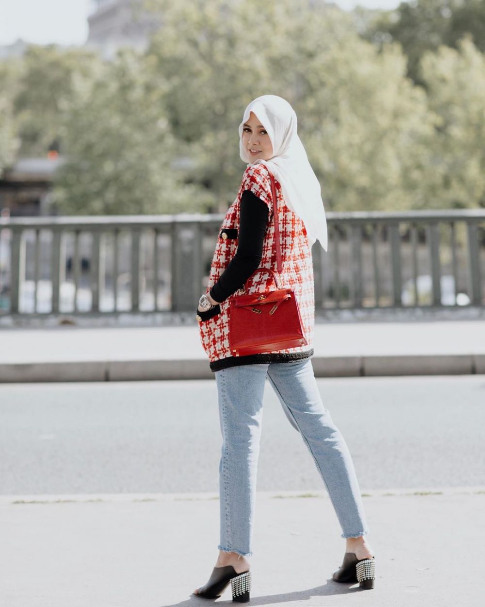 Kembali langsing usai melahirkan, ini tips diet 6 seleb cantik