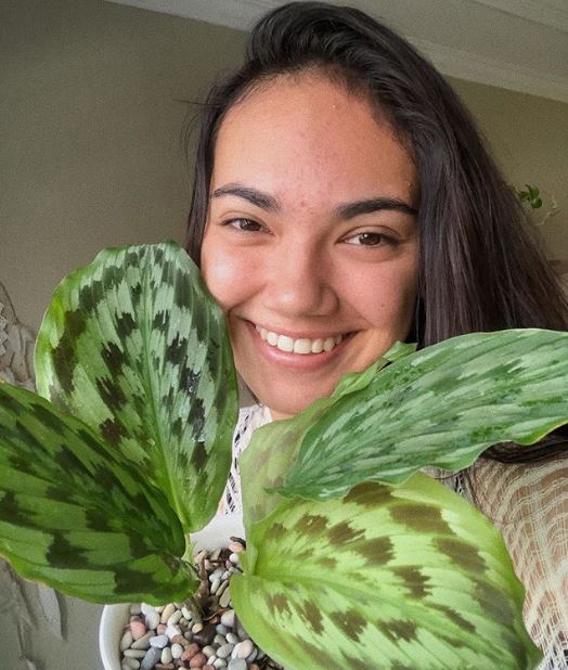 Pesona 15 seleb blasteran tanpa makeup, bukti cantiknya natural