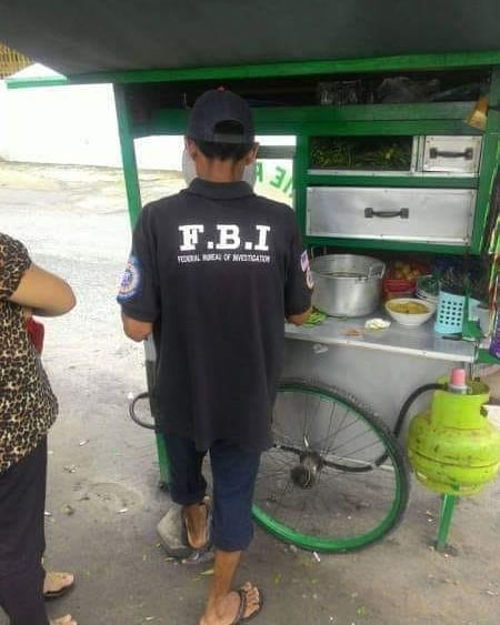 10 Momen nyeleneh pedagang keliling ini bikin gagal paham