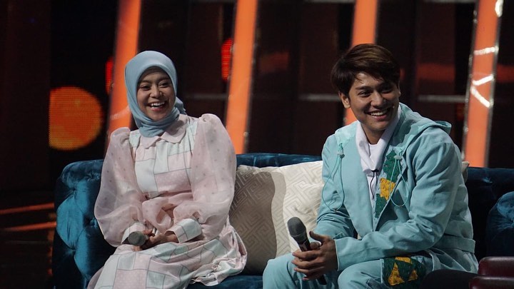 8 Potret Lesty Kejora duet bareng Rizky Billar di panggung HUT SCTV