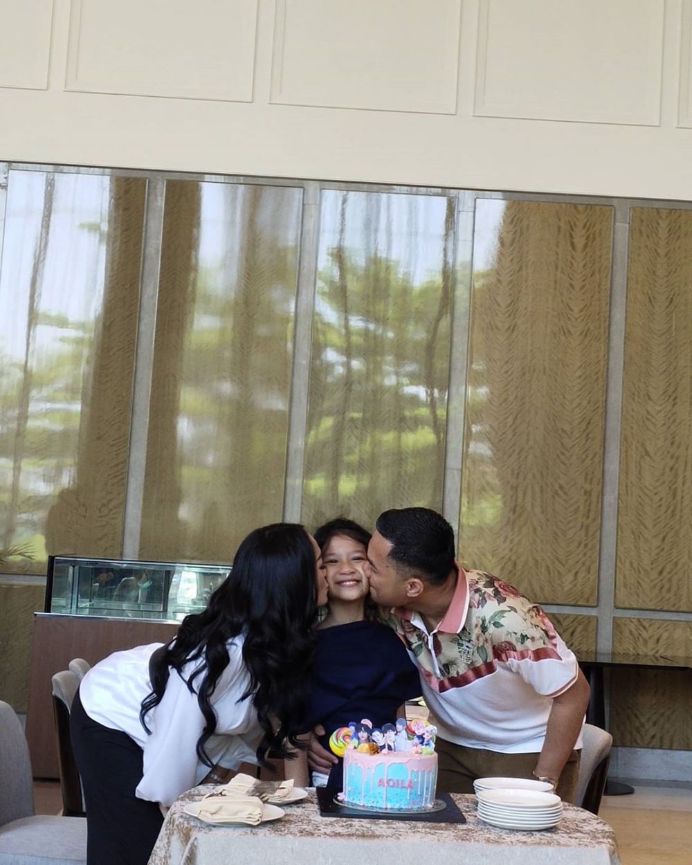 10 Momen hangat Zaskia Gotik & Imel Putri rayakan ultah anak